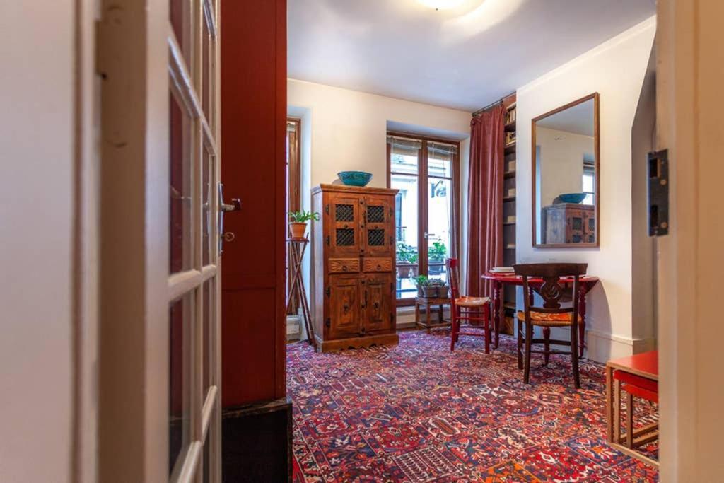 Appartement Greeter-nid Douillet Au Bord Du Canal St Martin