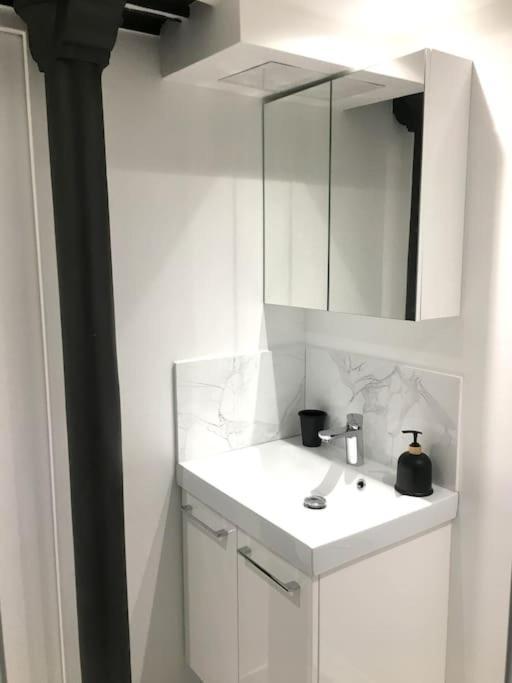 Apartment Cmg Nazareth - Temple / Republique *