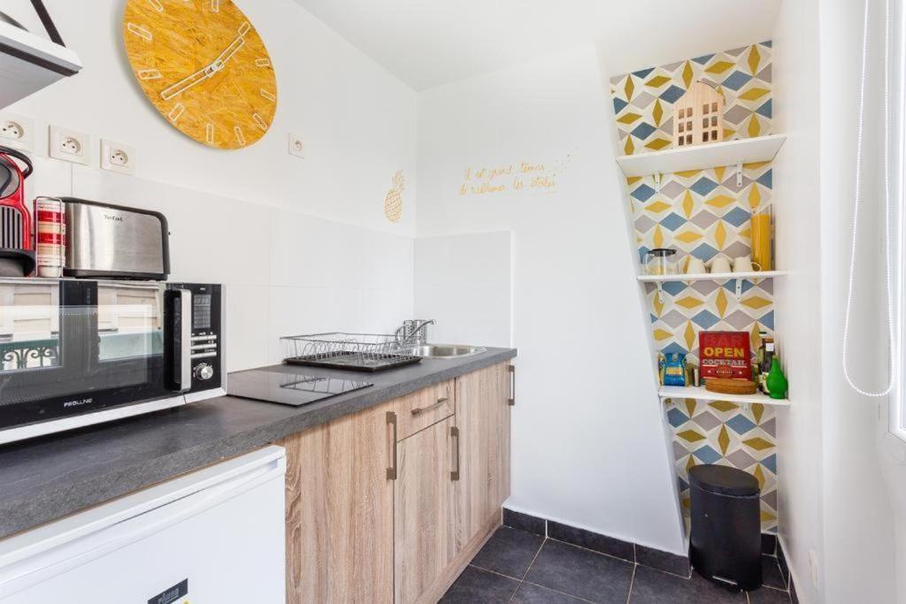 Cmg Ledru-rollin - Canal Saint Martin 2 Apartment *