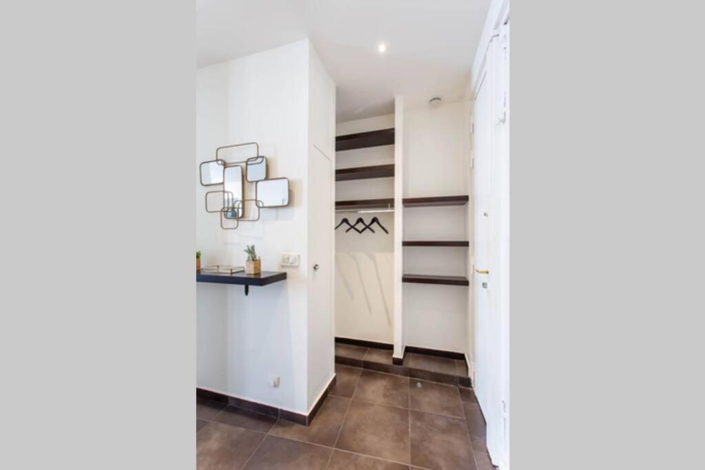 Apartment Hsh Magnifique Clery Sentier *