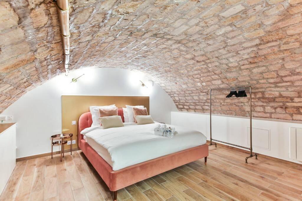 Apartment New&renovated In Heart Of Paris- 6pers