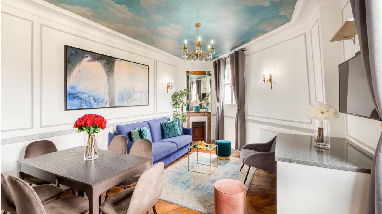 Luxury 2 Bedroom Duplex - Beautiful Monument View * Paris