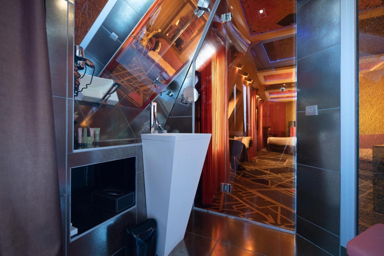 Eiffel Aparthotel 4*