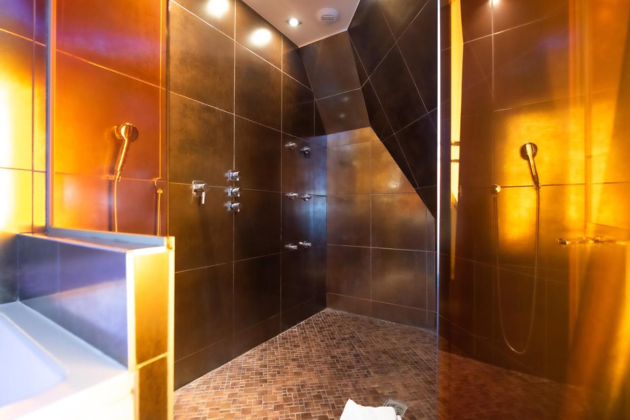 Aparthotel Eiffel 4*