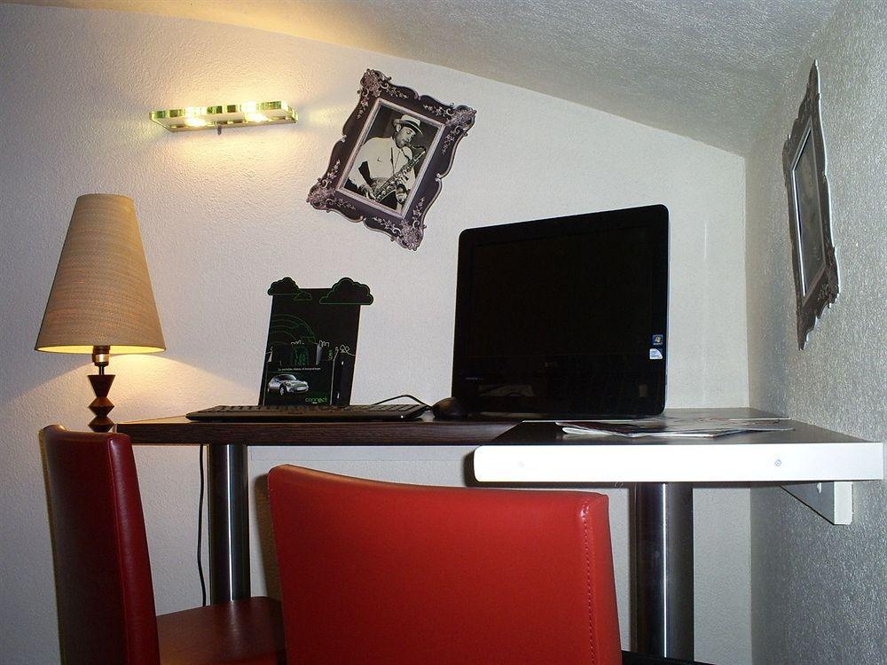 Rivoli Hotel