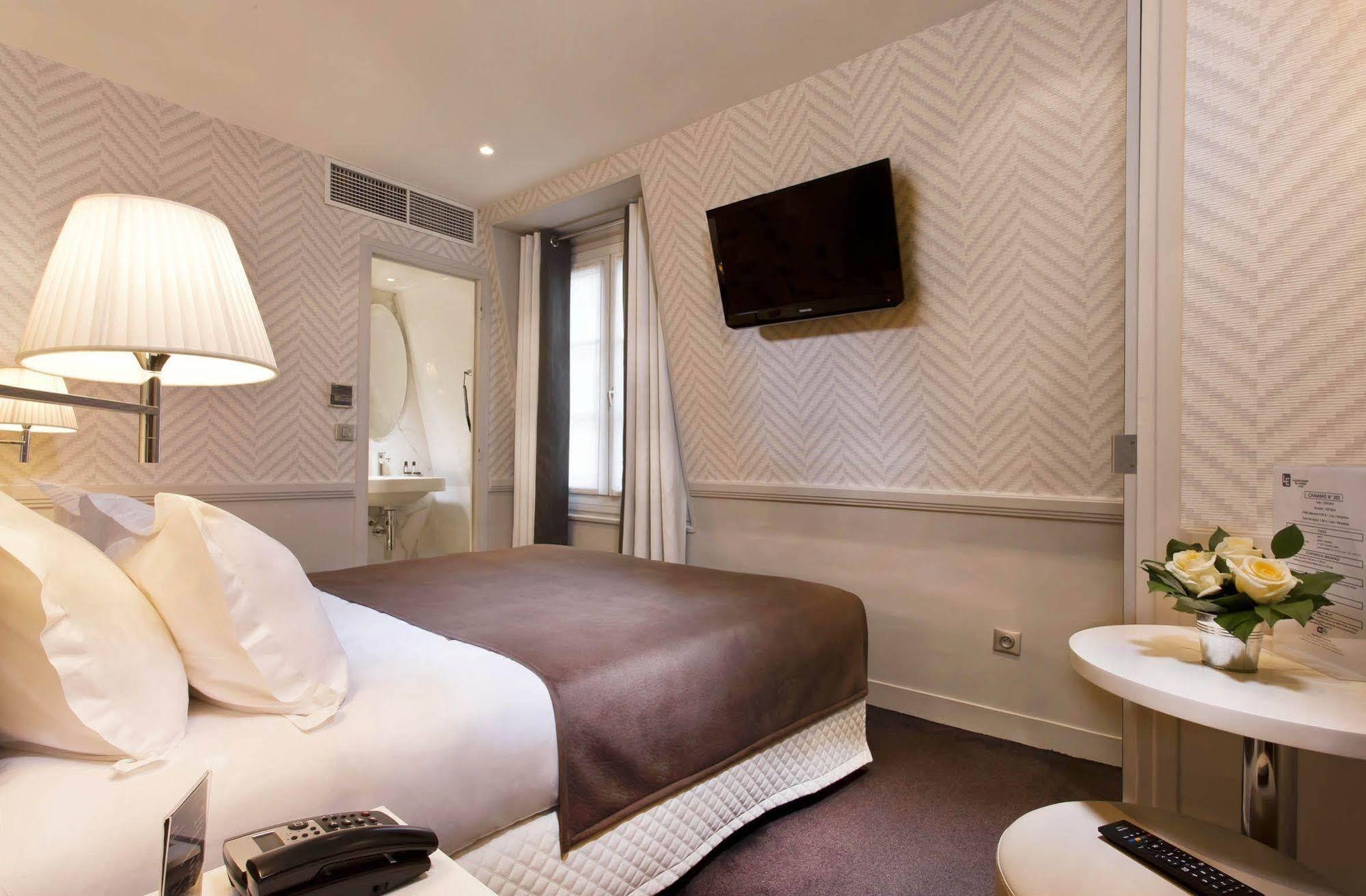 Longchamp Elysees 3*