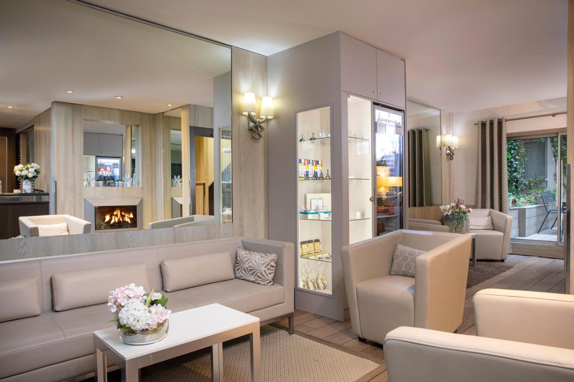 Hotel Longchamp Elysees Paris