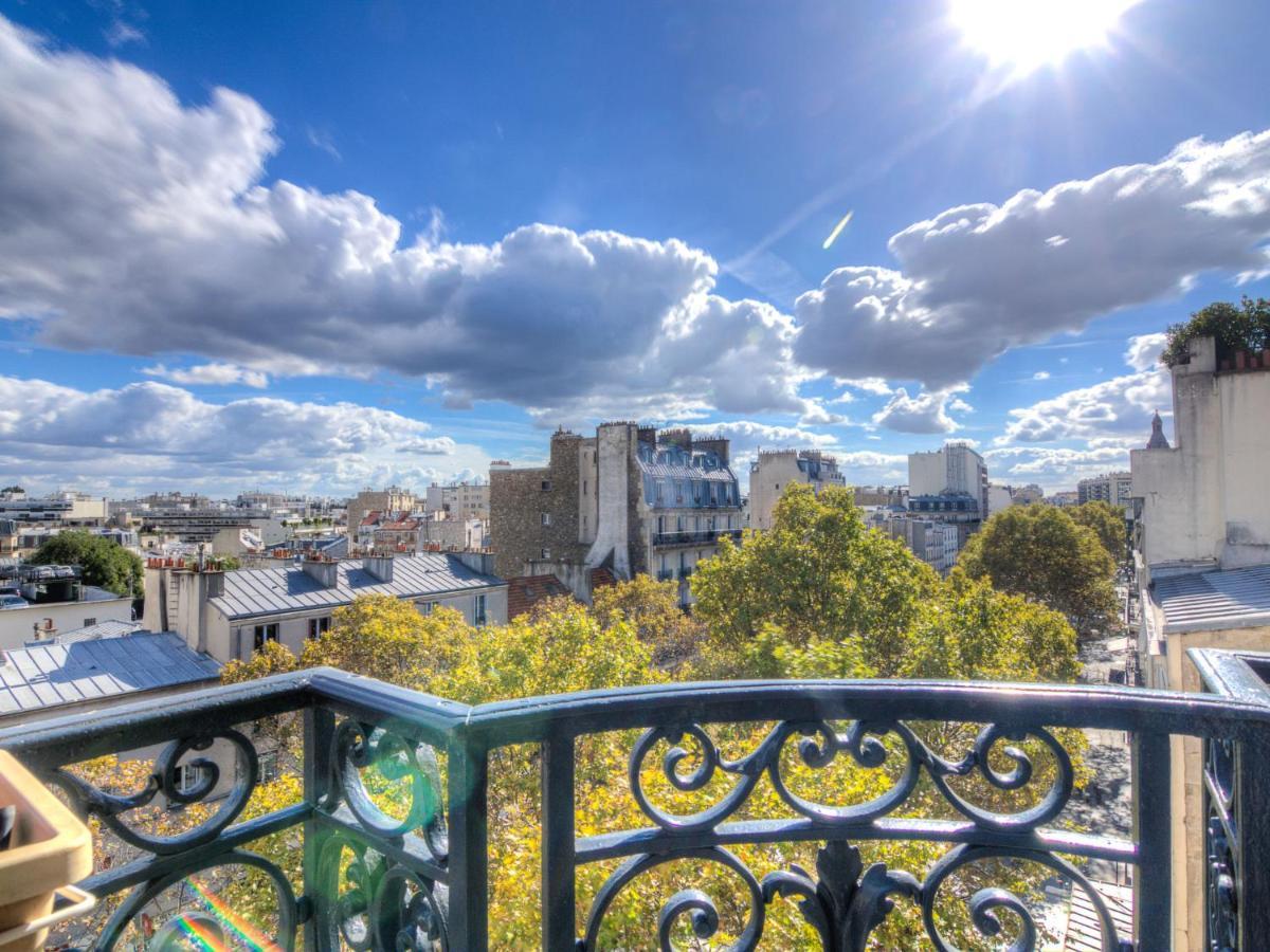 Leclerc A Apartment Paris