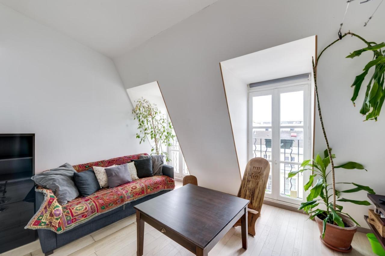 1st - Châtelet Les Halles - Rue Ferronnerie - Id 161 Appartement Paris