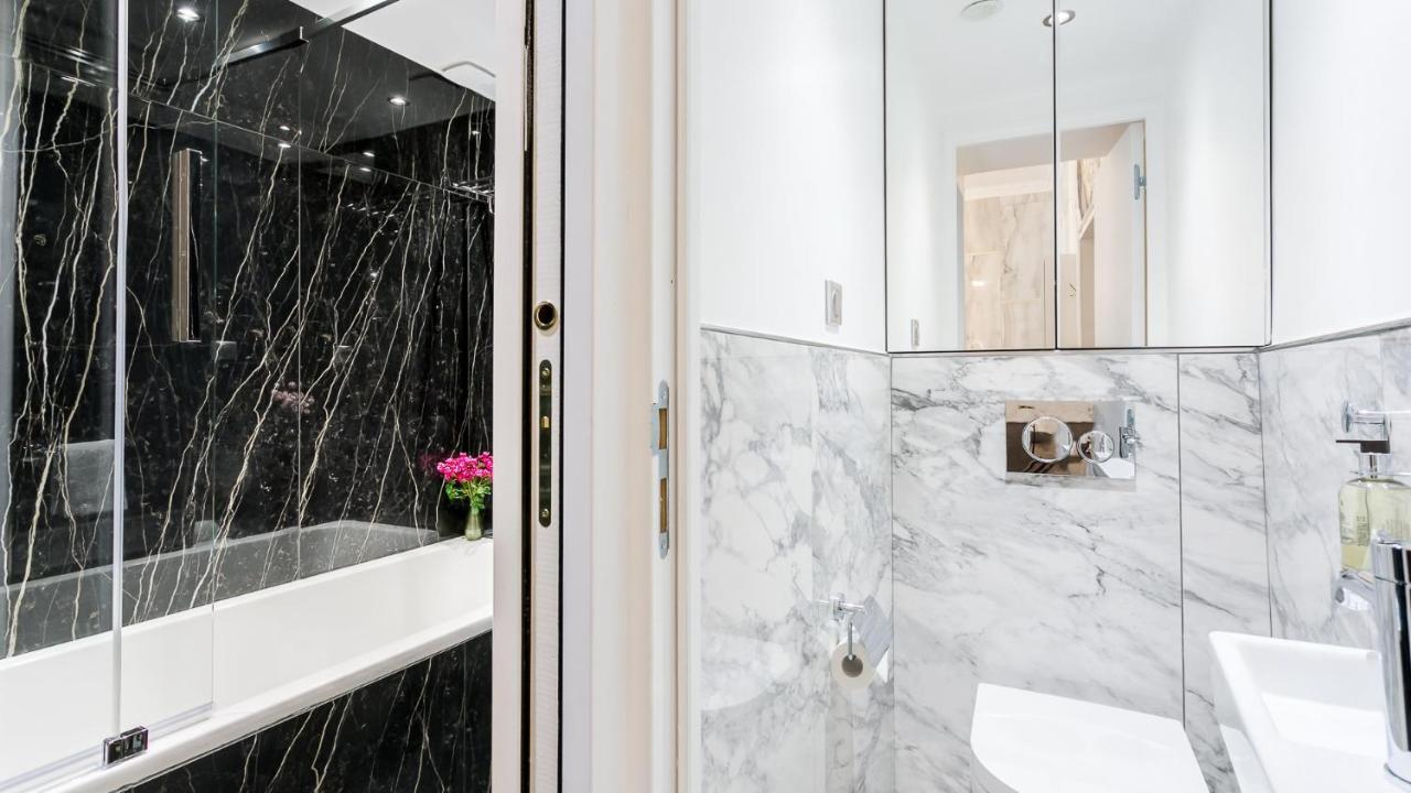 Luxury 3 Bedroom 2 Bathroom Palace - Ac - Louvre Appartement
