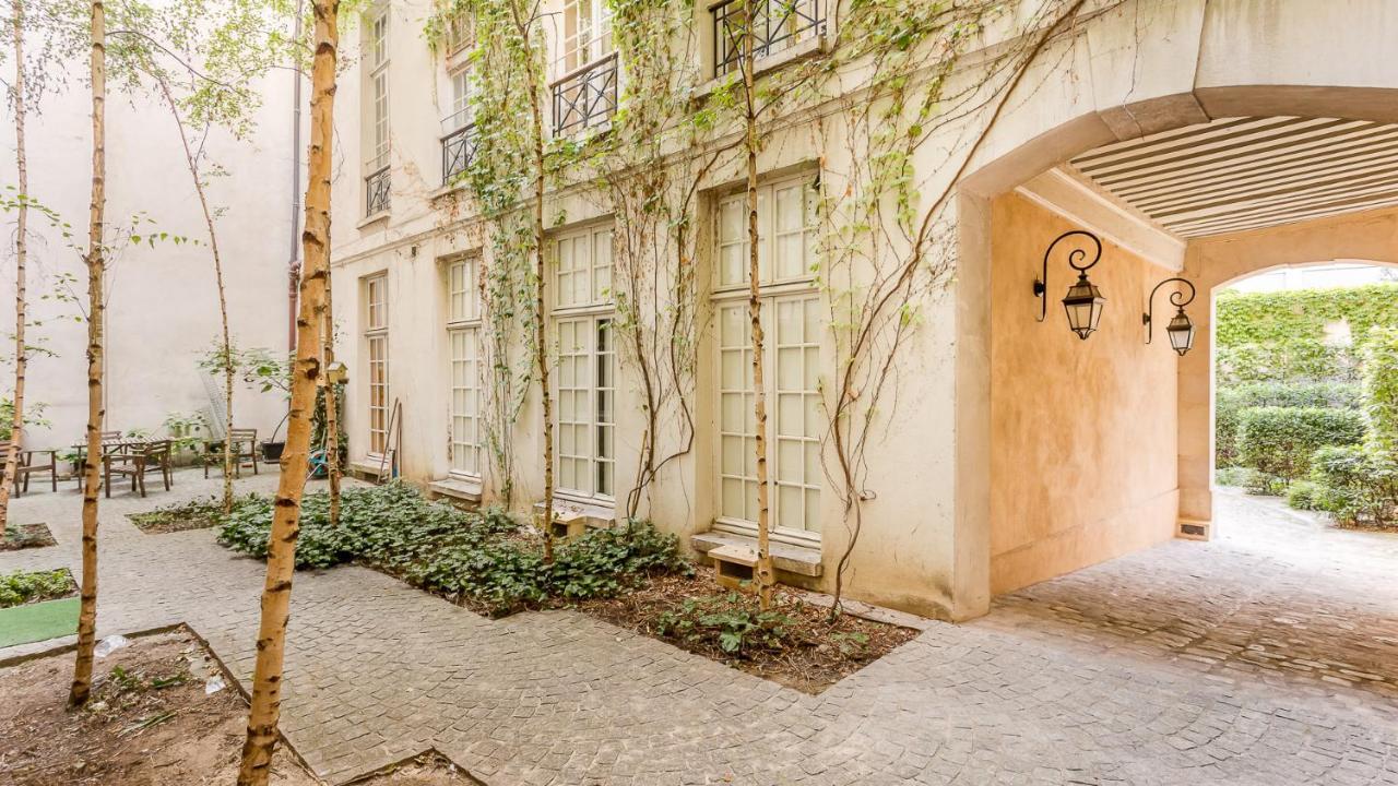 Merveil - Luxury - Marais - Archives I Paris