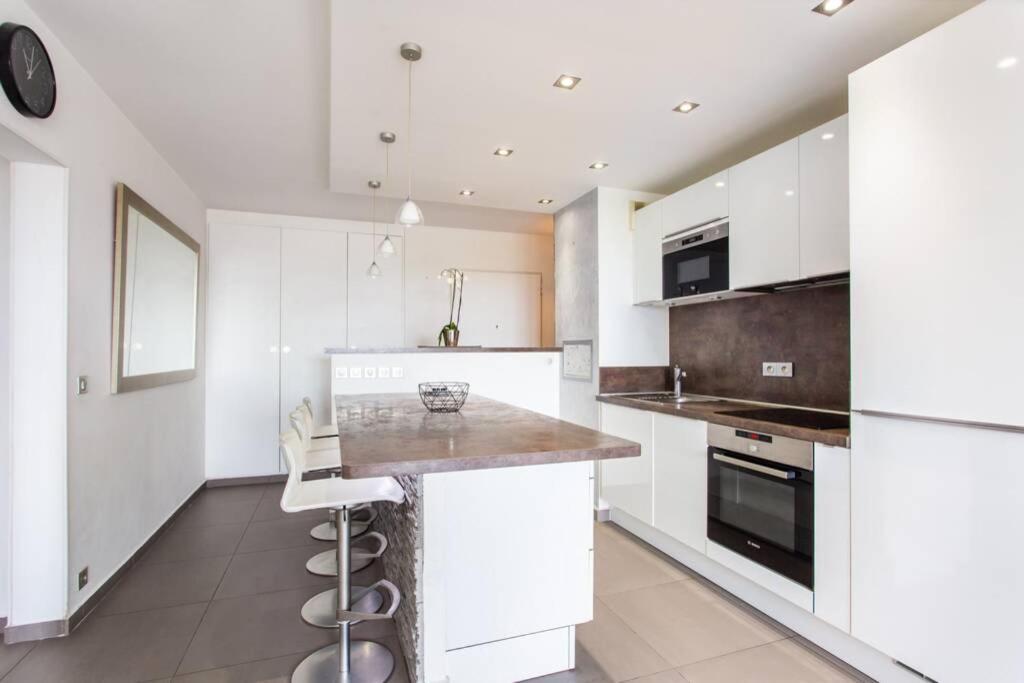 Prox.gare Montparnasse-galeries Lafayette! 4pers. Apartment *