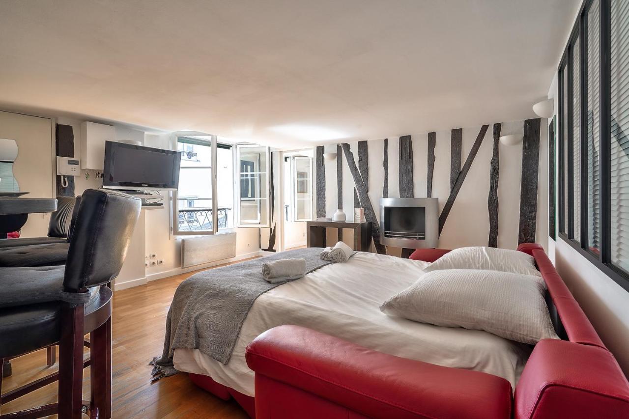 The Perfect Parisian 2 Bdrs Flat At Le Marais Apartment *