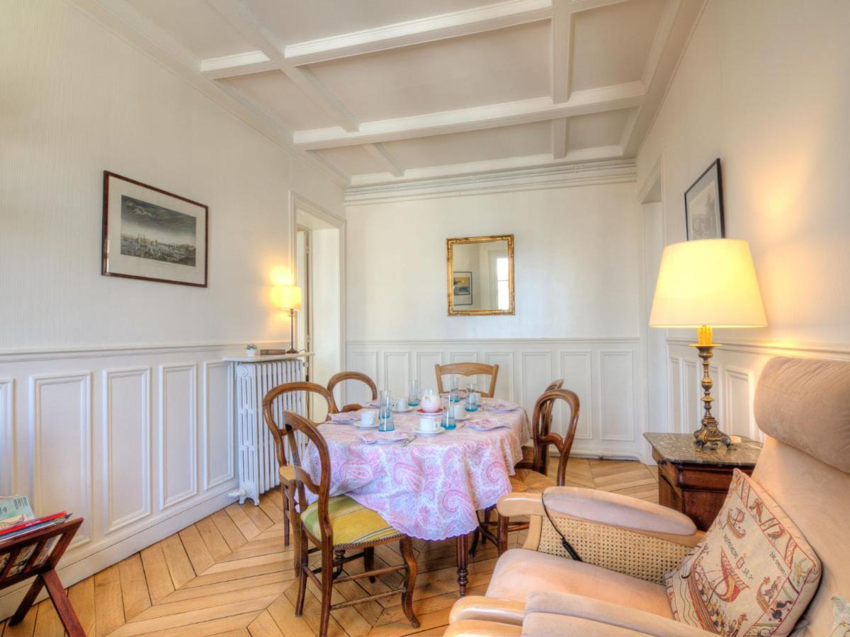 Leclerc A Apartment *