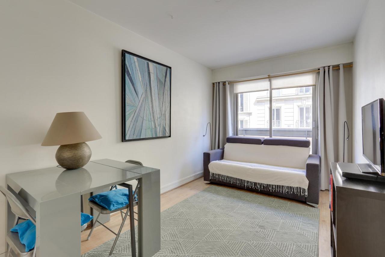 Appartement Id 326 Batignolles/ Rue Saussure - Xvii°