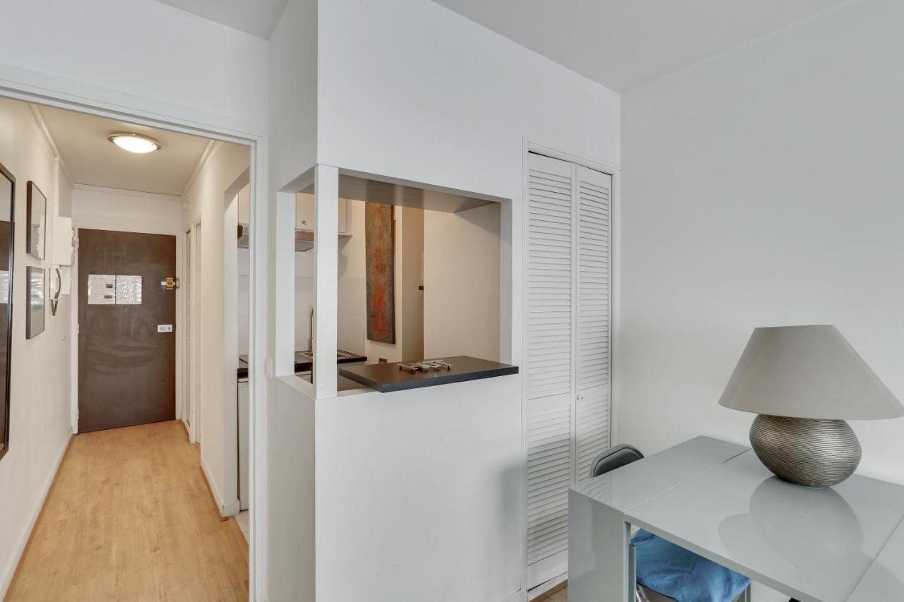 Id 326 Batignolles/ Rue Saussure - Xvii° Appartement Paris