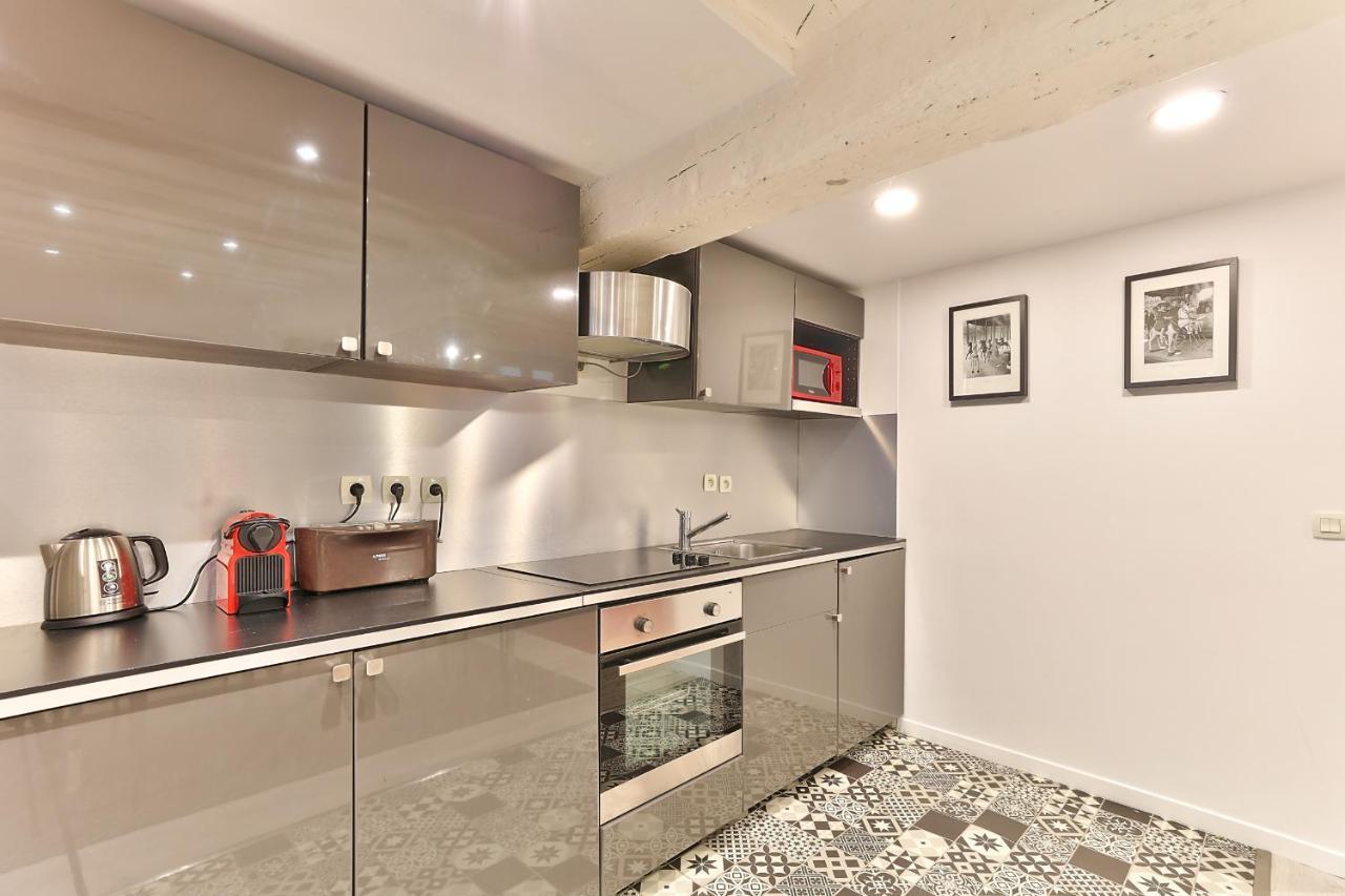 100 - Luxury 2 Bedroom - Beaubourg Marais Appartement