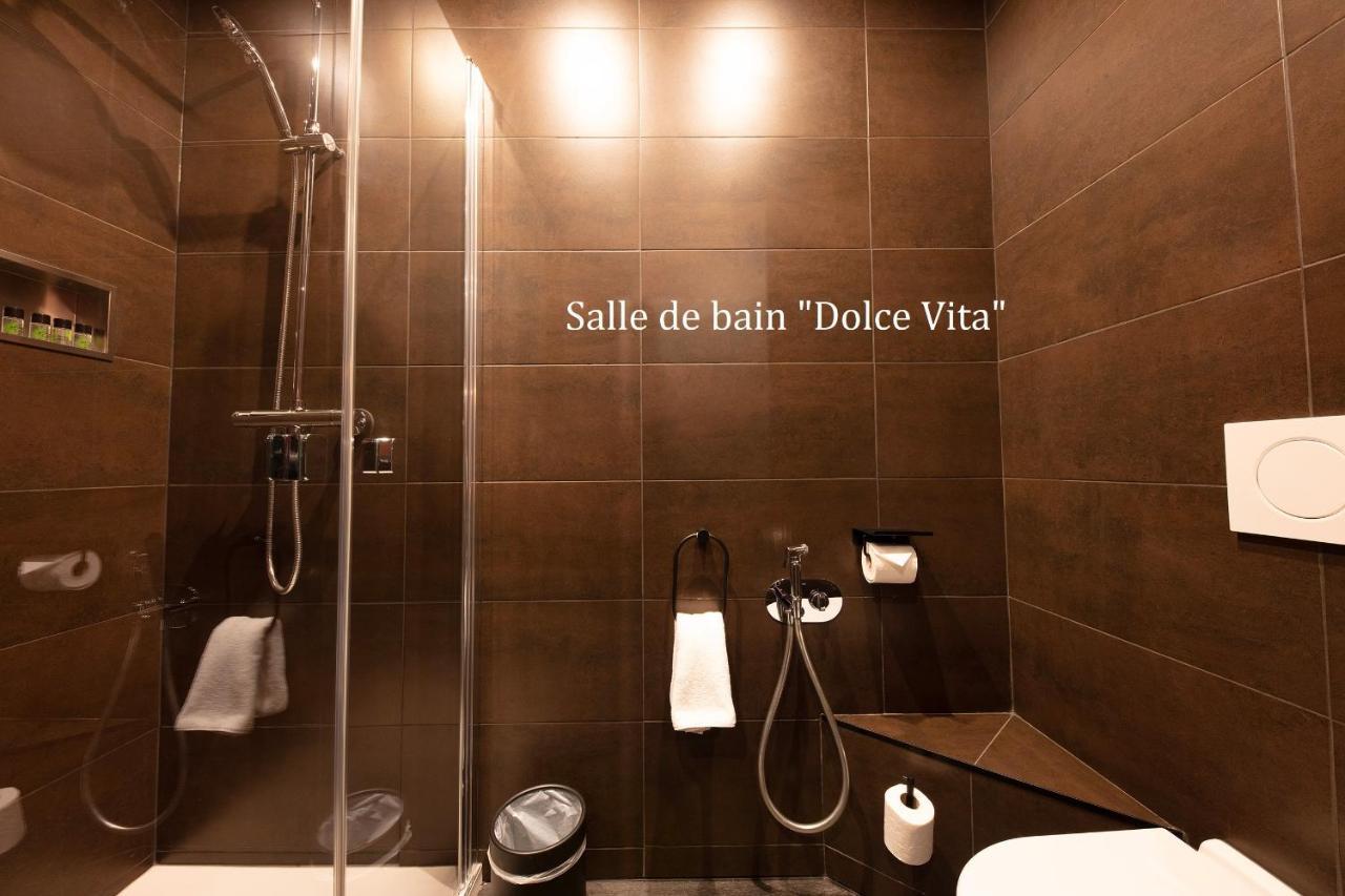 Avec Nuit Insolite Au Dandy Et Jacuzzi Privatise (adults Only) Love hôtel *