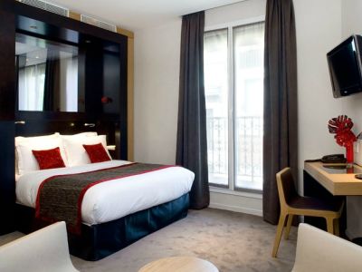 Marceau Champs-elysées Hotel 3*