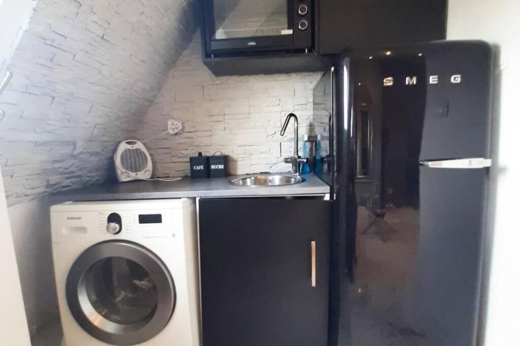 Nid Perche Au Coeur De Pigalle Apartment Paris
