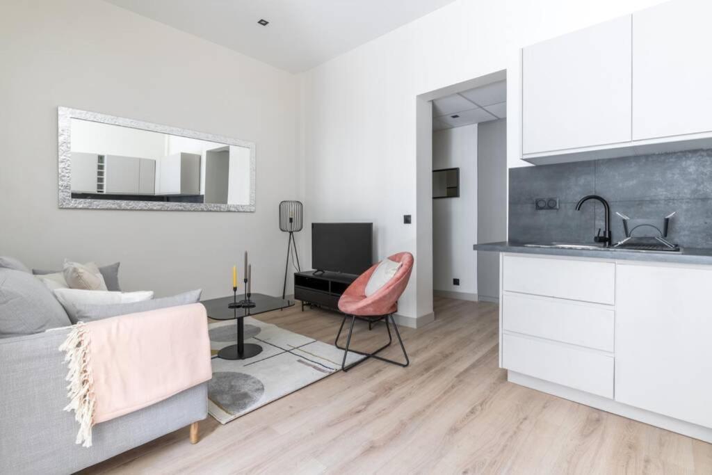 Hsh Volney-opera Design 4p-1br * Paris