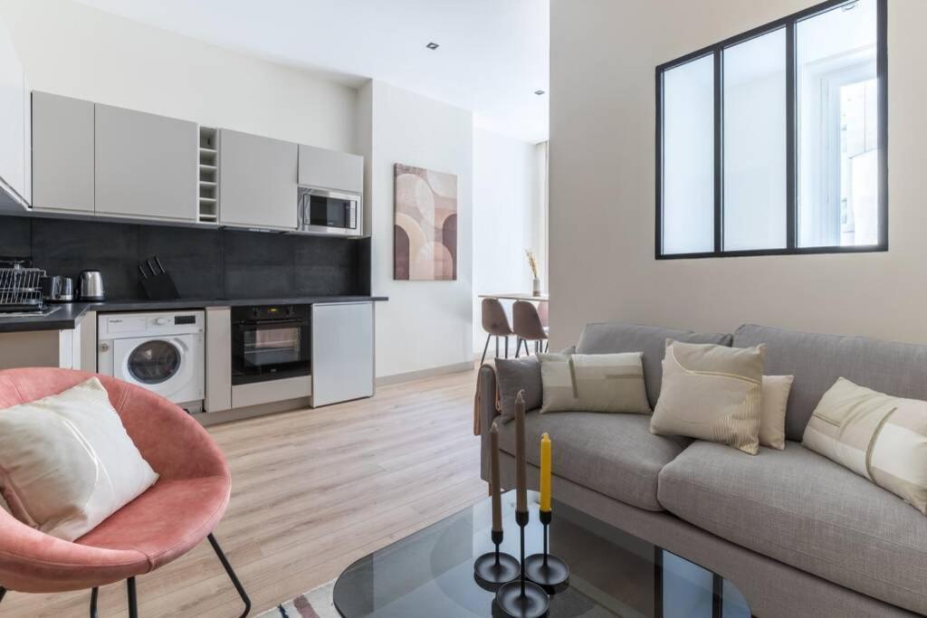Hsh Volney-opera Design 4p-1br * Paris