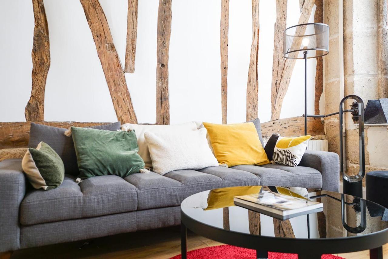 Magnificent Cocoon In The Heart Of Apartment