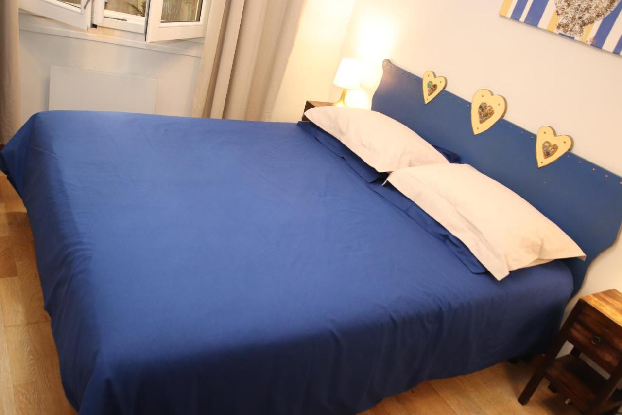 Appartement Victoires Near Louvre Paris