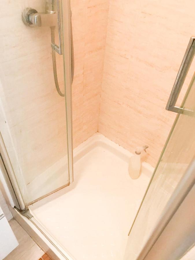 Apartment Voltaire 11
