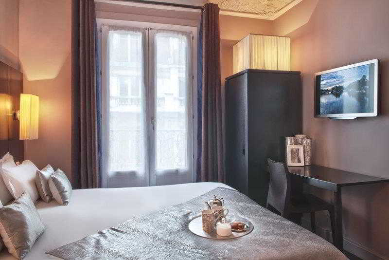 Elysees Hotel