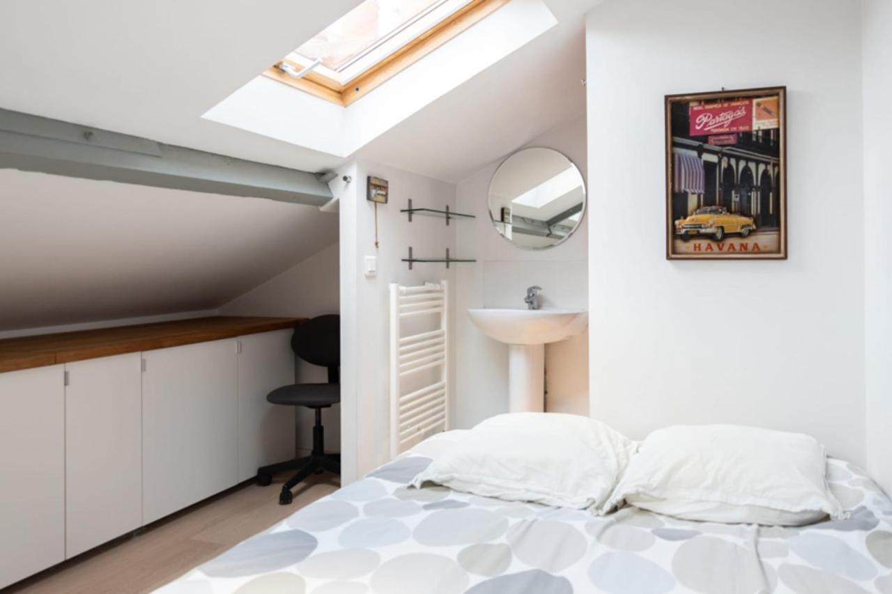 Apartment Nice Apt Near Champ De Mars Paris