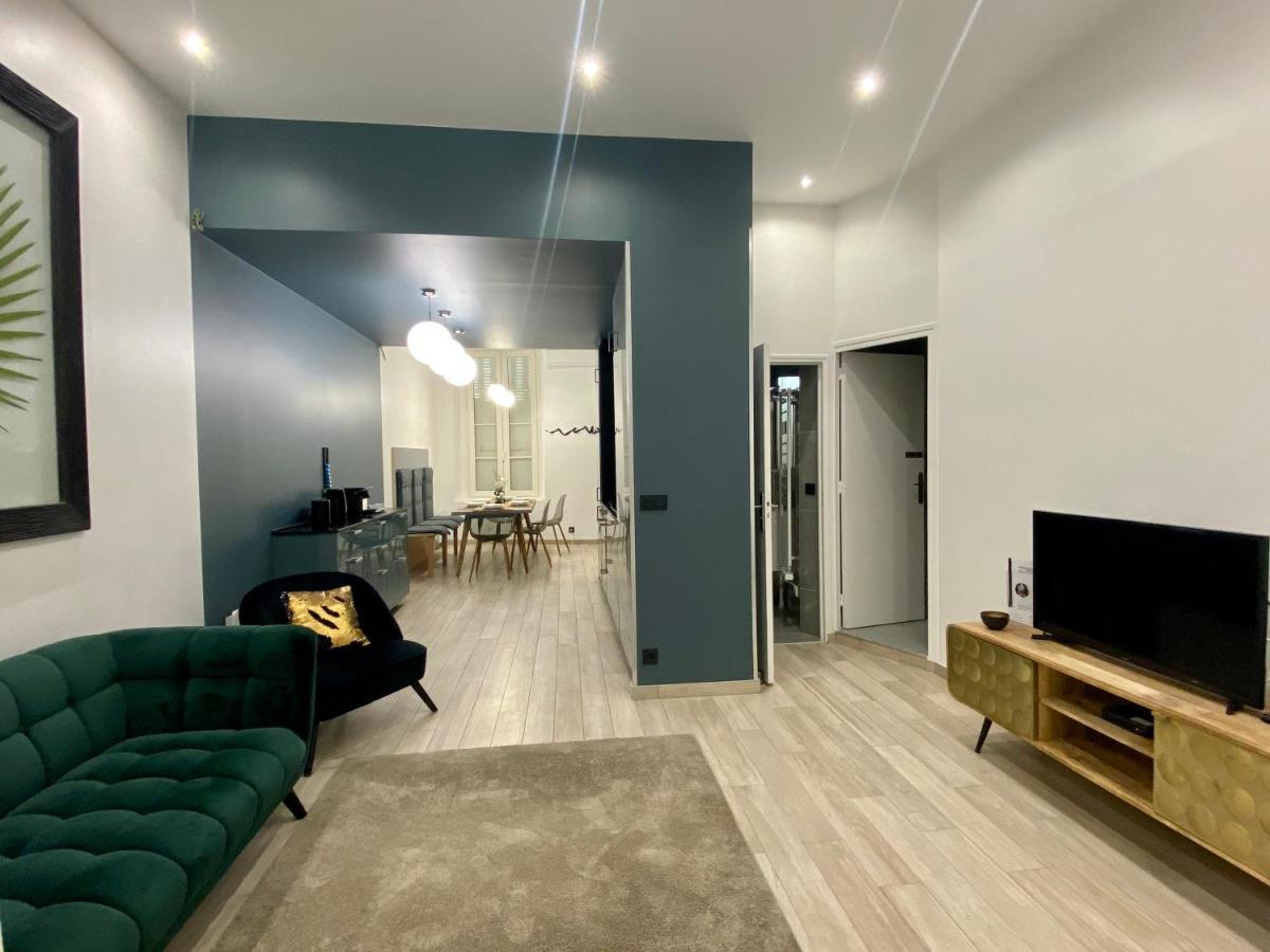 Apartment Republique