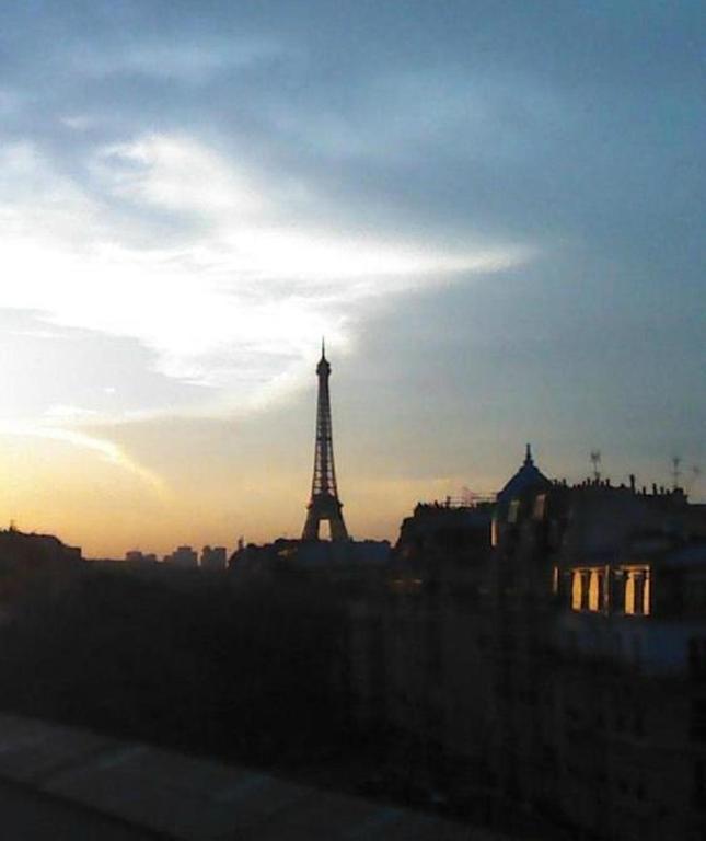 Aparthotel Eiffel 4*