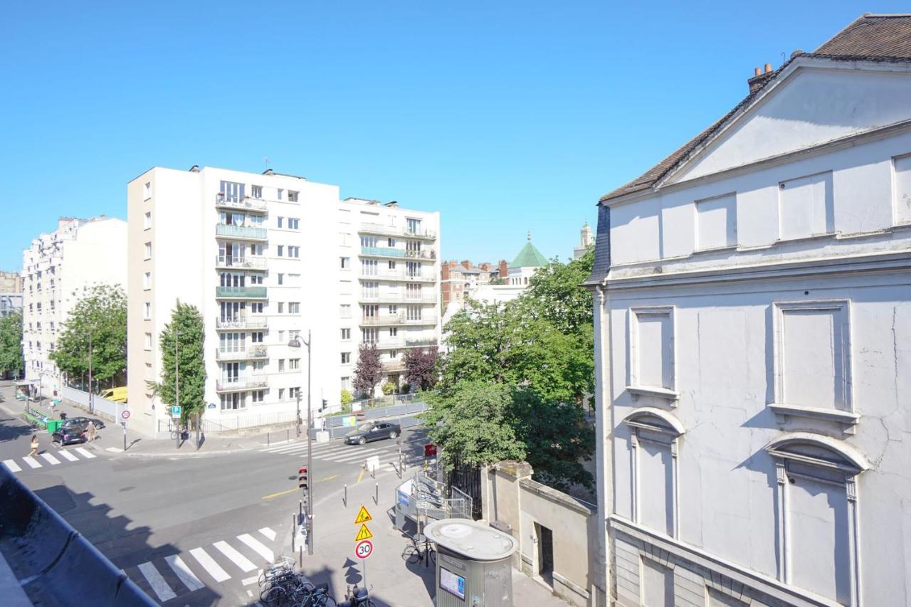 Beautiful In The Heart Of * Paris