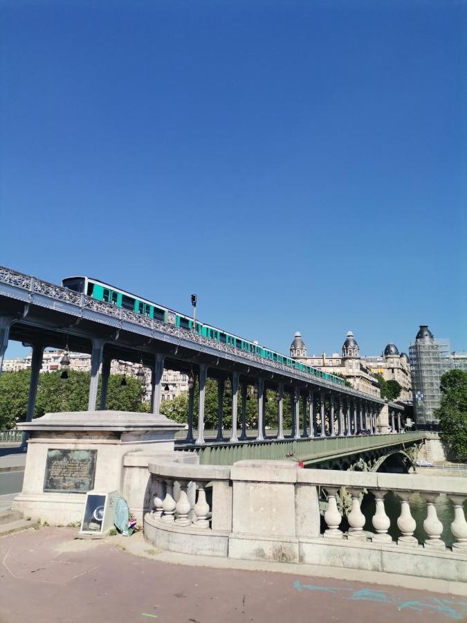 Toureifelchampselysee *