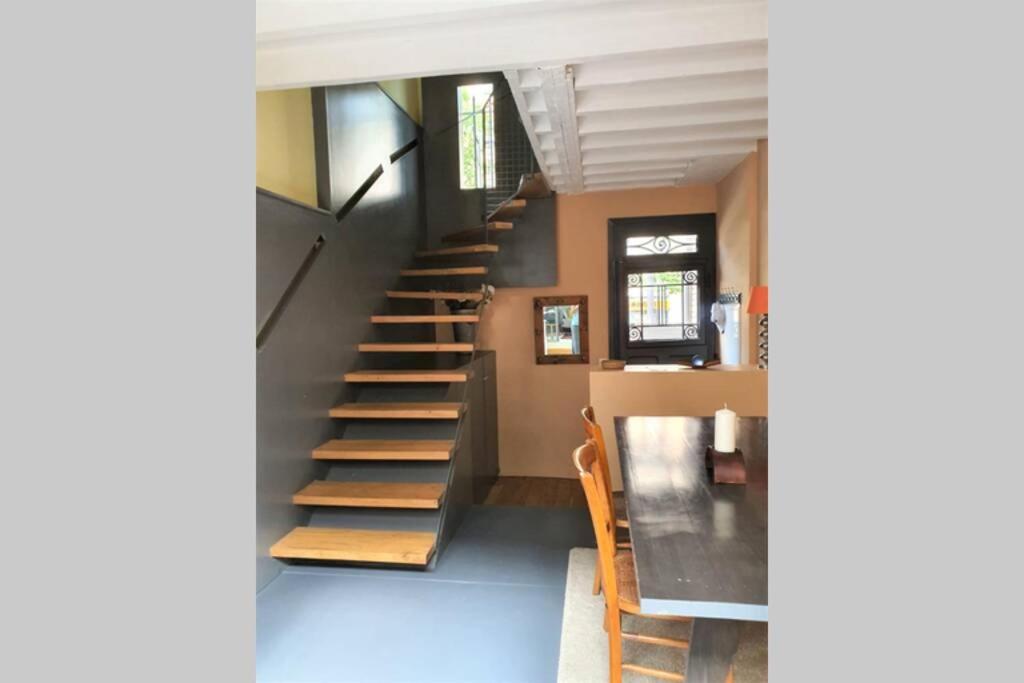 Maison Exceptionnelle, Campagne A Paris