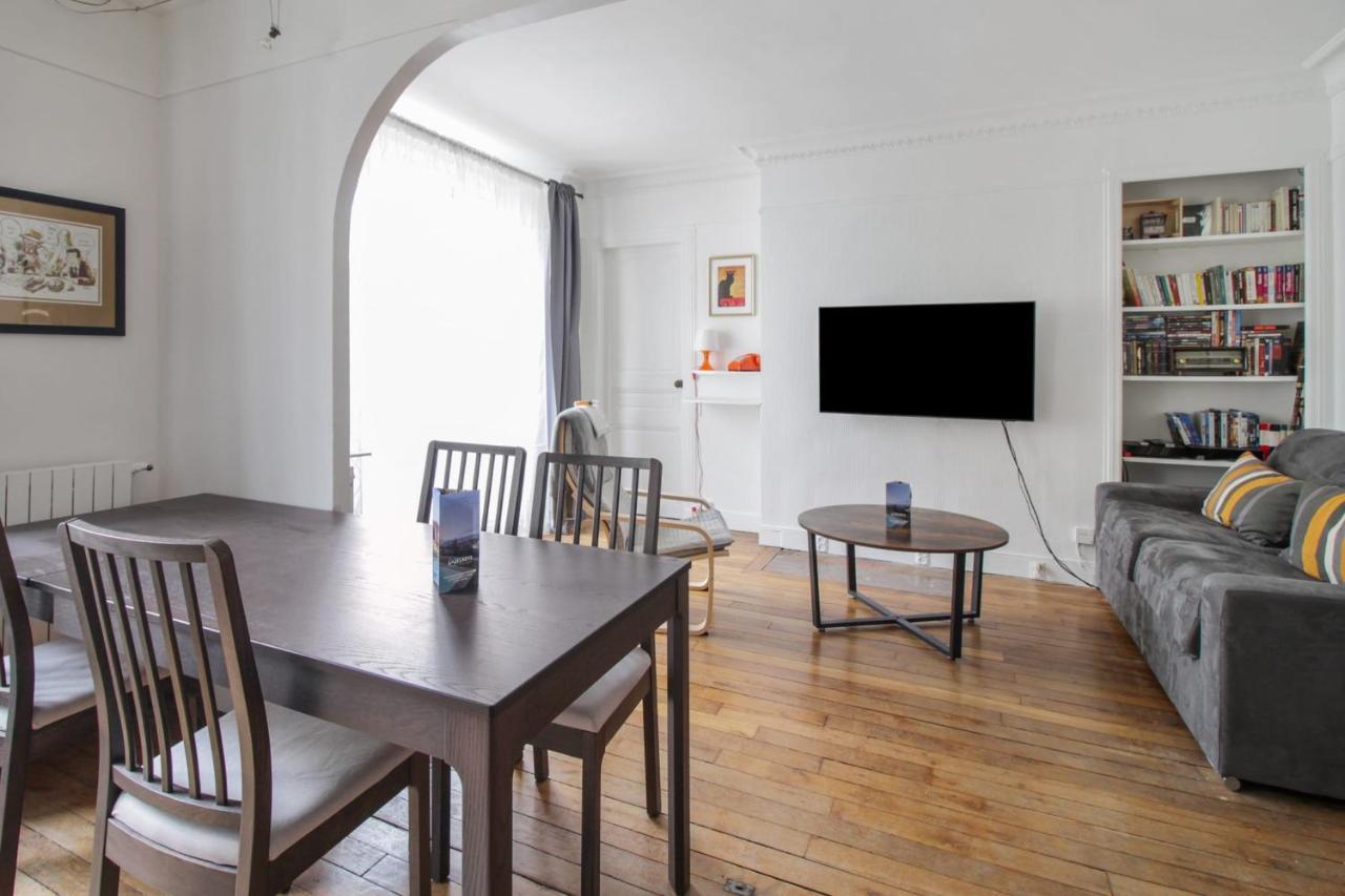 Charming Flat With Balcony In The Centre Of - Welkeys *
