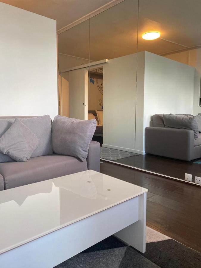 Ponthieu - Hala Apartment