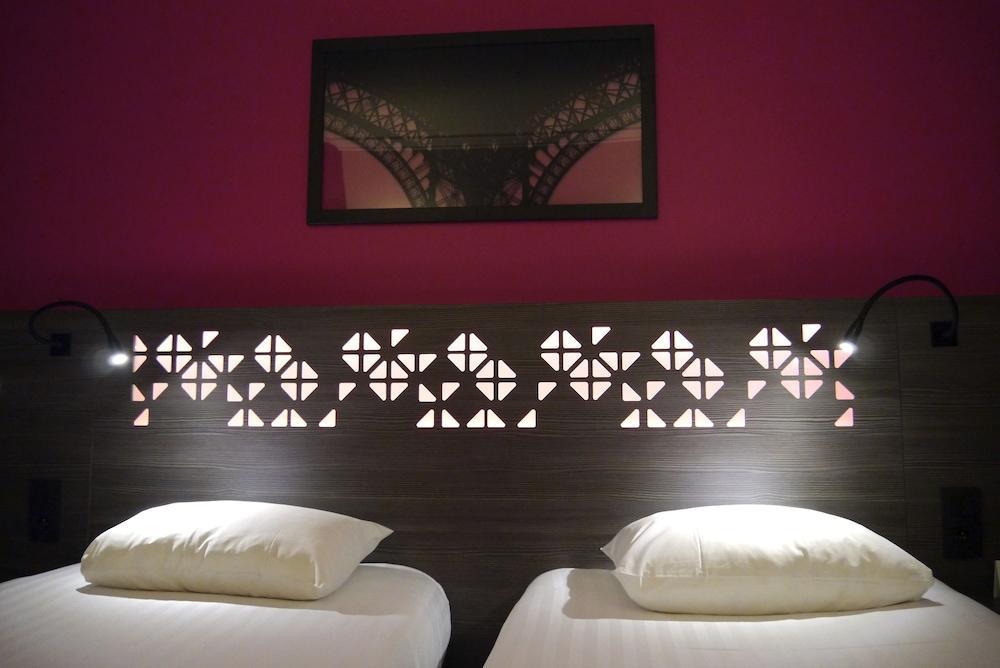 Hotel Eiffel Capitol 3*