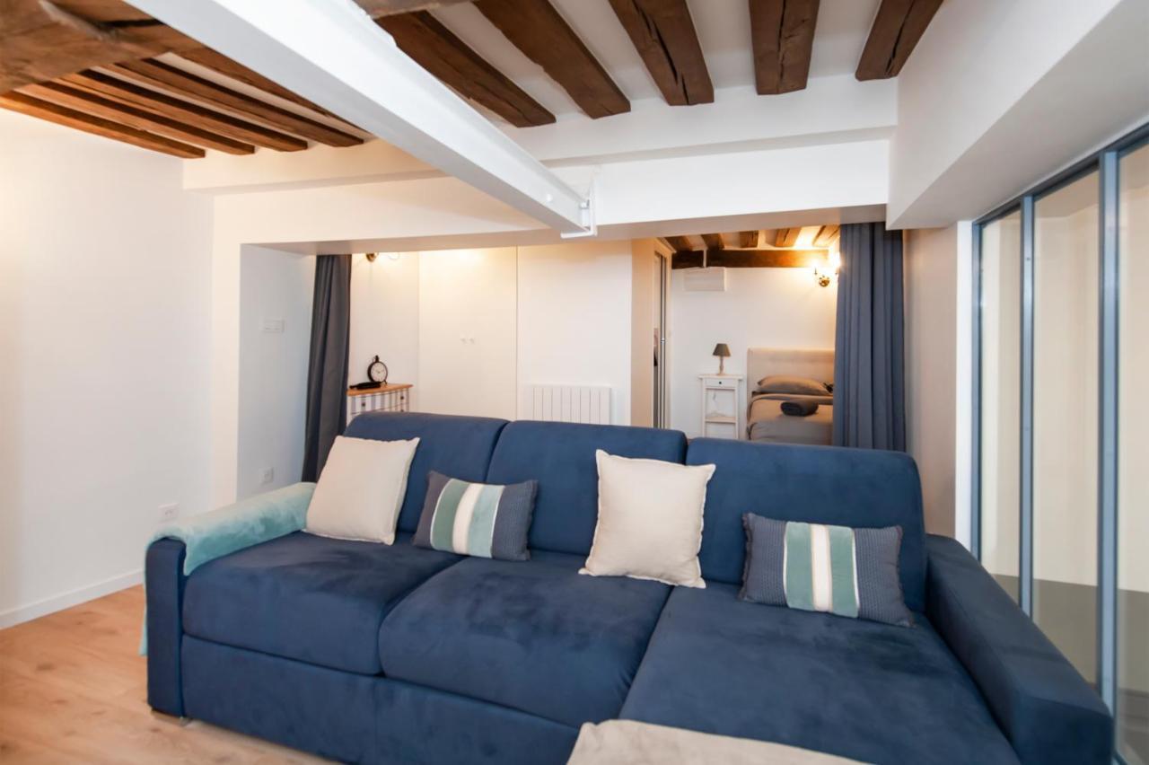 Place Du Pantheon Apartment Paris