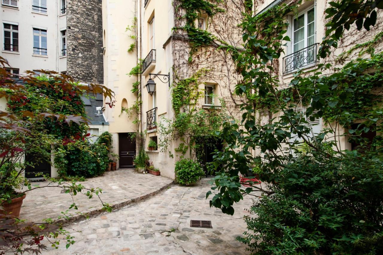 Apartment Place Du Pantheon
