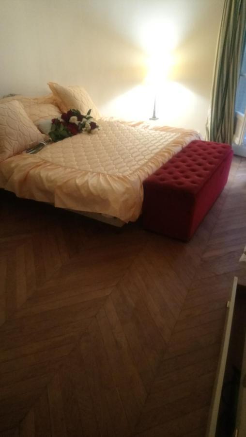 Toureifelchampselysee Apartment