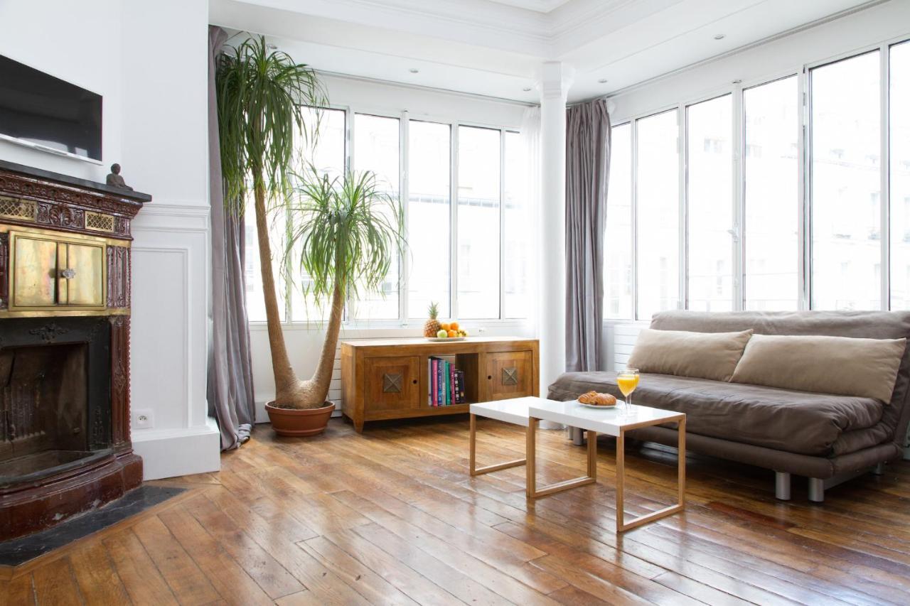 Louvre - Rivoli Private Apartment Paris