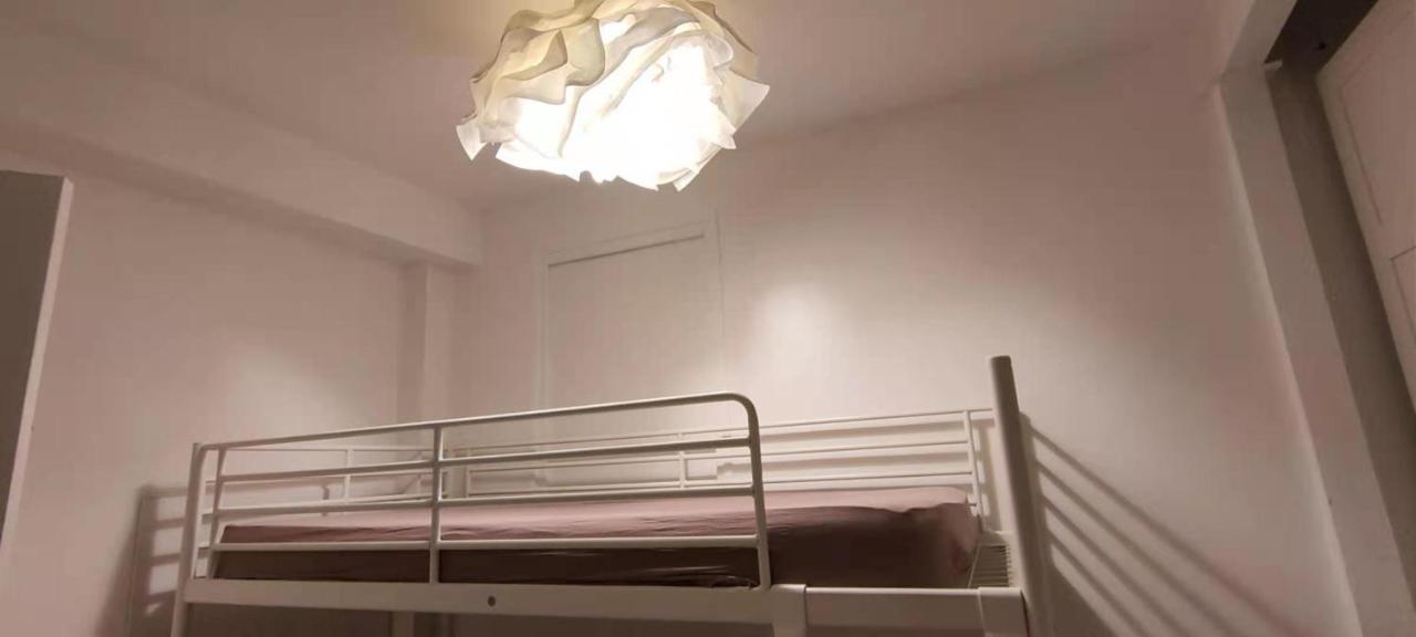Fleur De Hostel