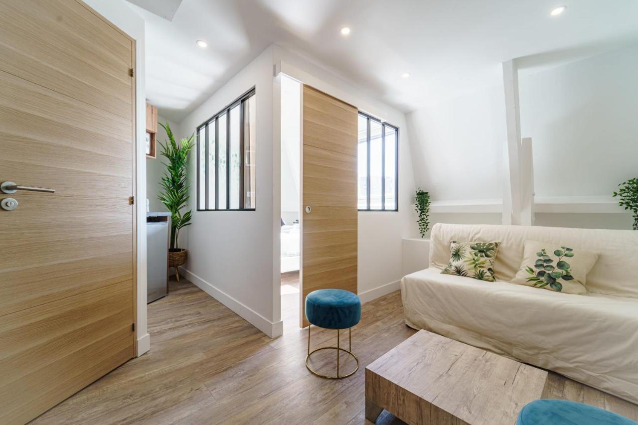 Appartement Parisian Flat With Eiffel Tower View Paris
