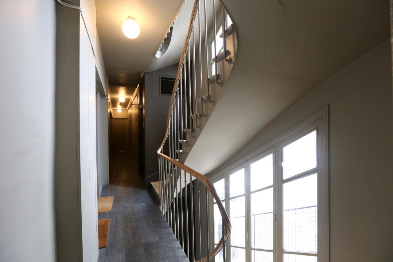 Apartment Renovated Studio For 2 *