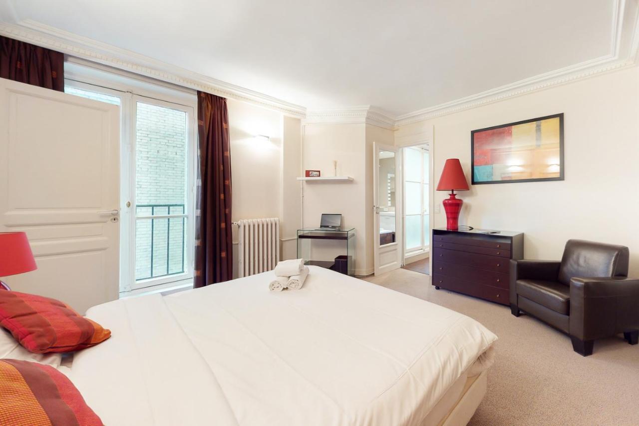 Louvre - Rivoli Private Apartment Paris