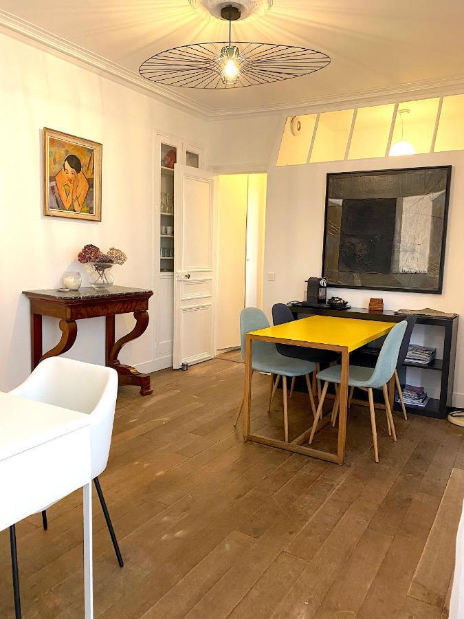 Real Parisian With 2 Bedrooms And Ac * Paris