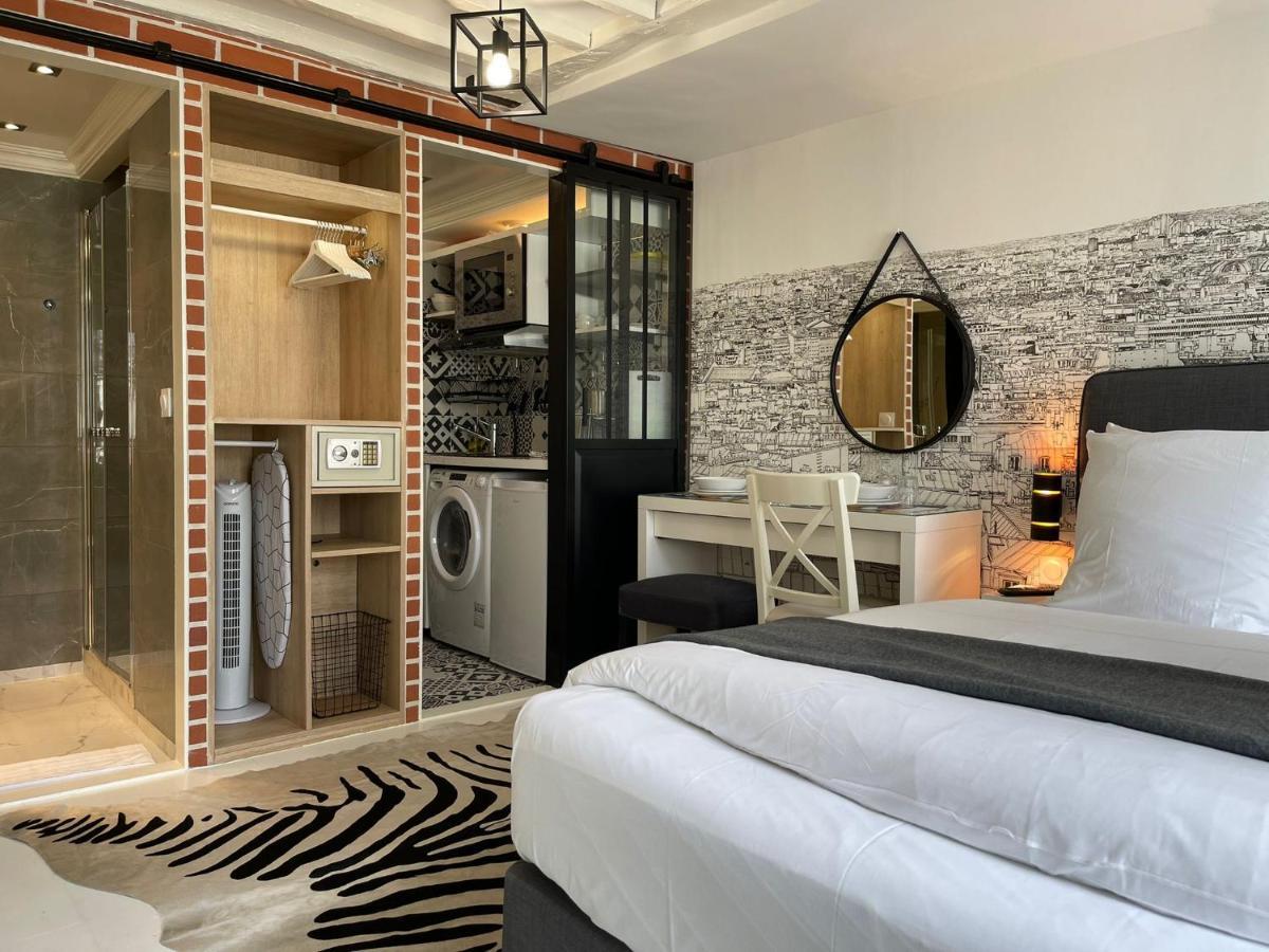 Beaubourg Marais Apartment
