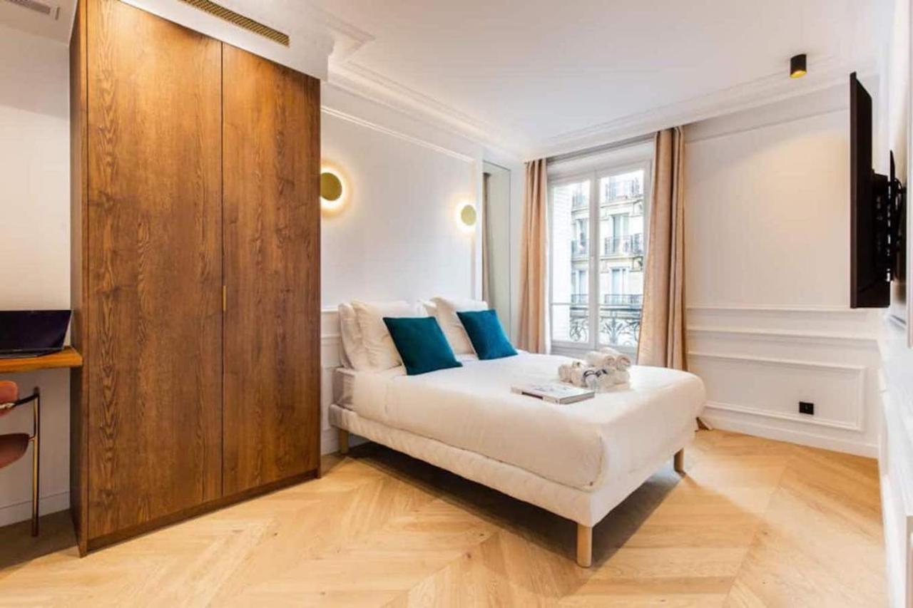 Newly Rebuilt By Architect - Center Of Apartment Paris